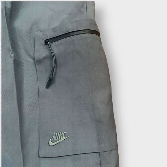 Nike Sportswear Tech Pack Dark Woven Utility Pants FB7525-068 Mens size Large - Picture 4 of 12